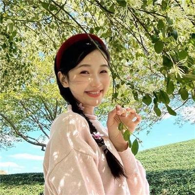 古城春色